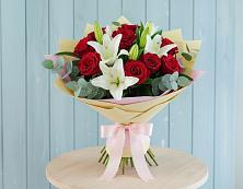 Букет цветов из:  Лилии и Розы в Большой Казинке