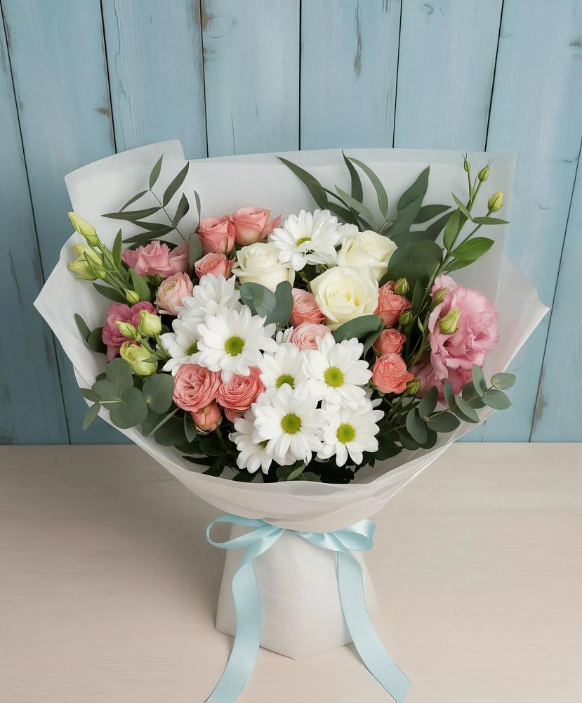 Букет цветов из: Розы, Лизиантусы и Хризантемы в Большой Казинке