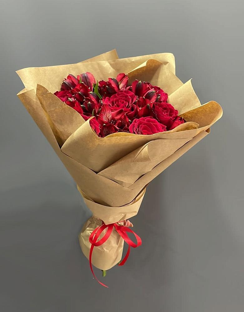 Букет цветов из: Альстромерии и Розы в Большой Казинке