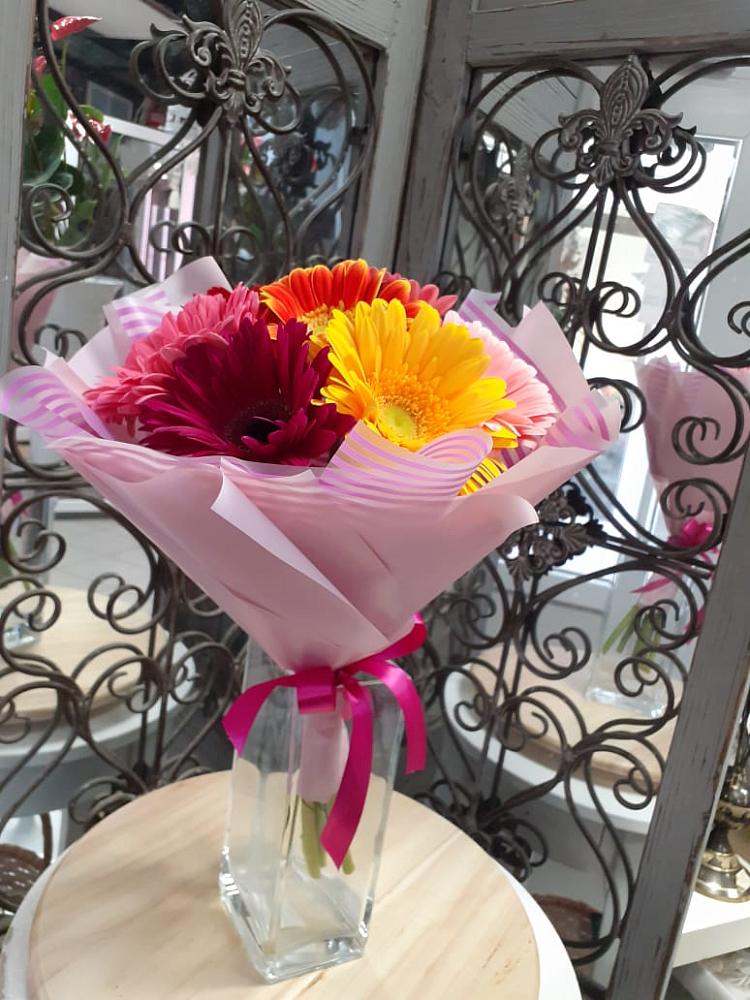 Букет цветов из: Герберы в Большой Казинке