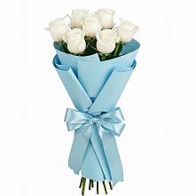 Букет 7 белых роз Проуд в Большой Казинке