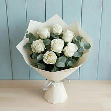 Букет Белые розы в Эвкалипте в Большой Казинке