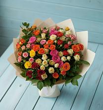 Букет Микс из разноцветных кустовых роз в Большой Казинке
