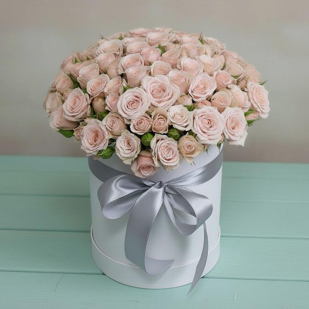 Цветочная композиция из Розы в шляпной коробке в Большой Казинке