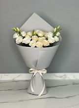 Букет цветов из:  Розы и Лизиантусы в Большой Казинке